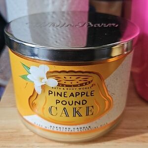 Bath & Body Works Pineapple Pound Cake Scented Candle - Yellow